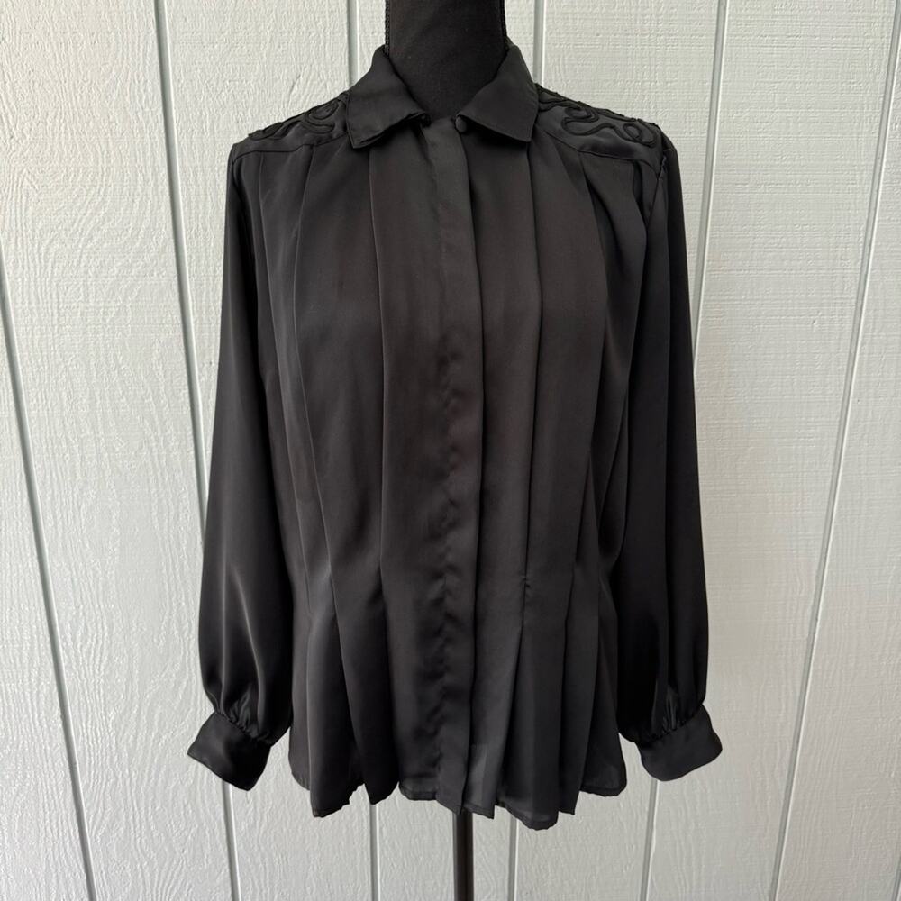 Black Women's Long-Sleeve Button Front Blouse